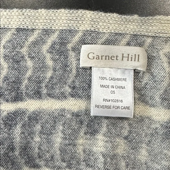 Garnet Hill cashmere wrap, scarf - Picture 2 of 4